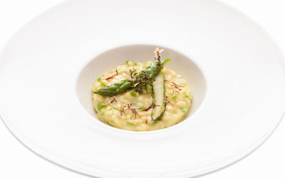 Risotto agli asparagi e pistilli di zafferano